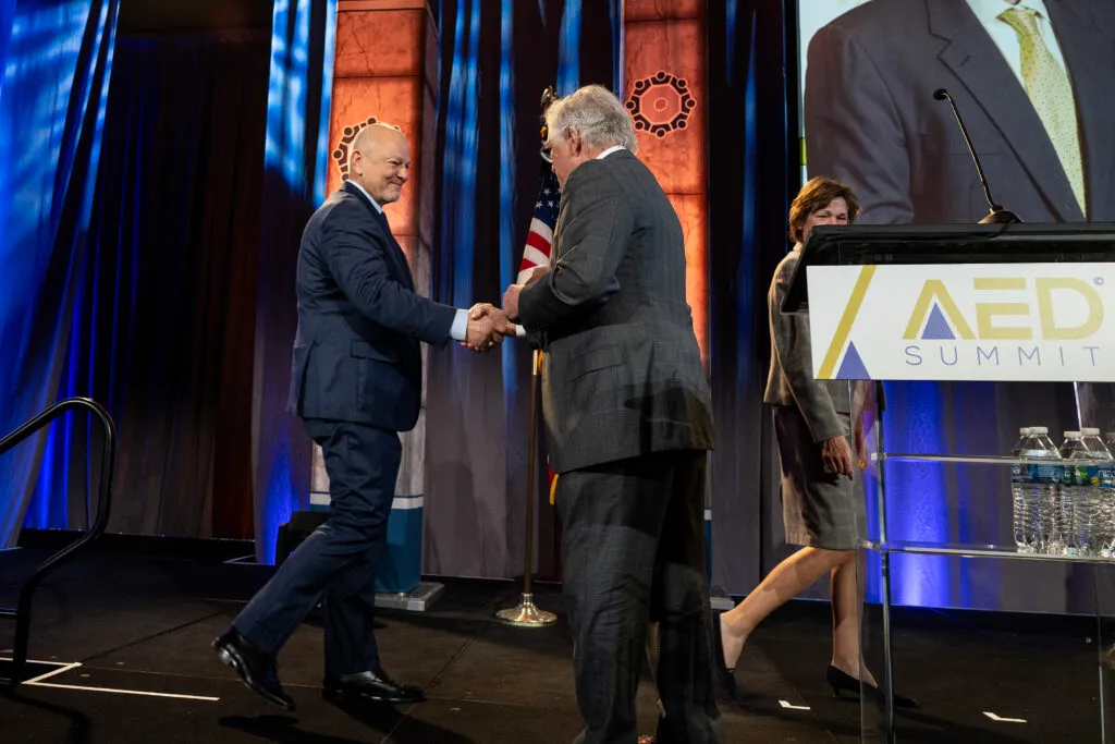 011724_AED_LasVegas_NV_0675-1024x683 -compressed.webp