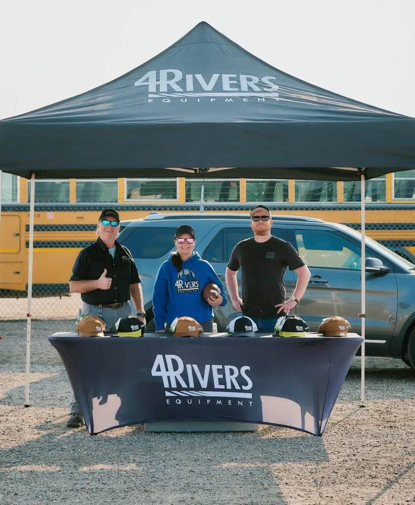 BD7-841x1024 -compressed.webp