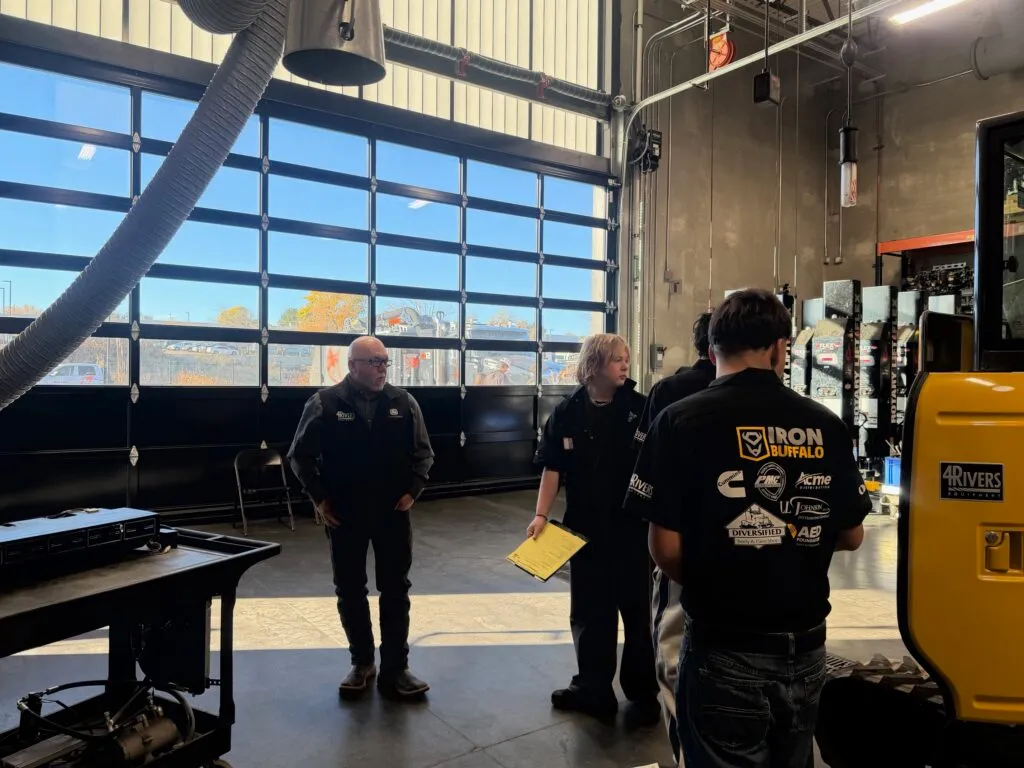 mi8-1024x768 -compressed.webp